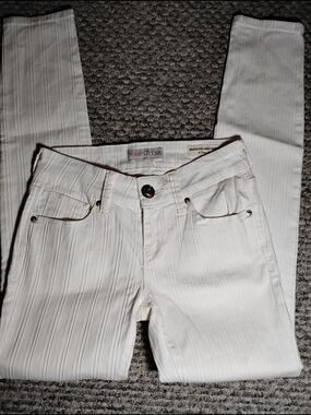 GUESS White Pinstripe Skinny Jeans